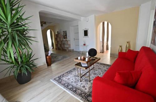 Asti Villa | La perla di Asti con Jacuzzi e Sauna