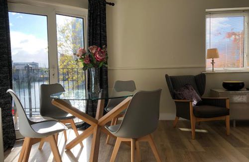 Belfast Central District Apartment | Lagan View - the perfect location in the city