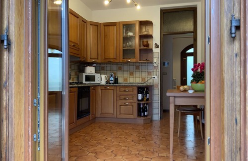 Nesso Apartment | Lake Front with Large Balcony, Lake Access & Boat Dock