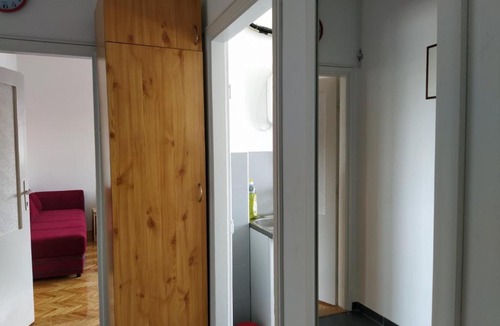 Kopitareva Gradina Apartment | Lara and Nick