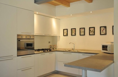 Zignago Villa | *LAST MINUTE* PODERE GAIA 16 PAX pool 5x20, A/C, WiFi, BBQ, near Cinque Terre