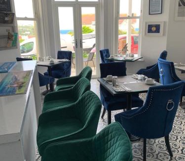 Newquay City Centre Bed & Breakfast | Lazy Waves Boutique B&B