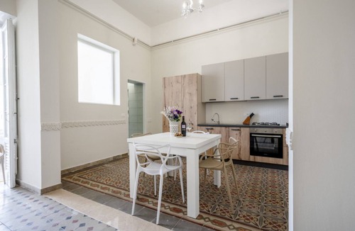 Taranto Apartment | Lexa Home Experience - Roomy & Central Apartment