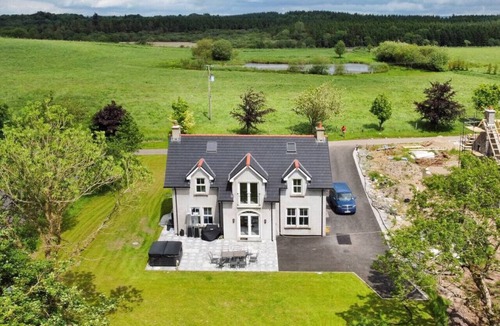 Lisnarrick House | Lily's Pad · Escape Ordinary at Lily's Pad ~ Luxury~Lough Shore