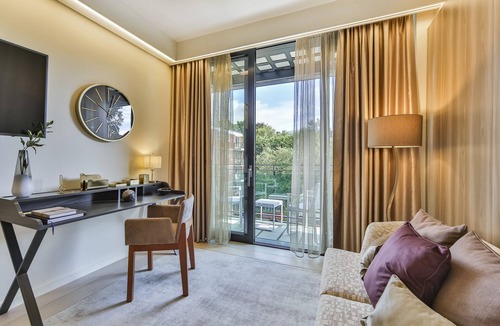 South Hampstead Apartment | Limited Edition: Stunning studio in Swiss Cottage