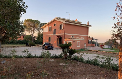 Cerveteri Villa | Live Like a Local: Perfect for Families & Friends | Spacious Cozy Home for 12