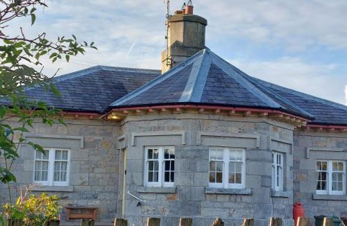 Blackwatertown House | Lock-house, Blackwatertown, UK
