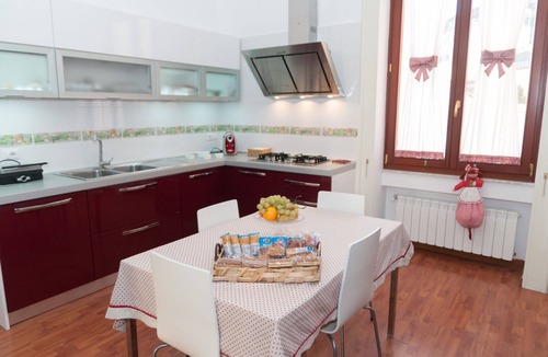Castellammare di Stabia Apartment | Lorely's guest House