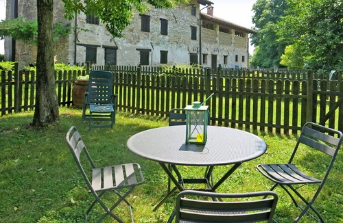 Strassoldo Apartment | Lovely apartment for 2 people with patio and pets allowed