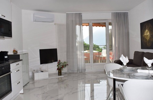 Bigogno Apartment | Lovely apartment for 4 people with A/C, pool, WIFI, TV, balcony and panoramic view