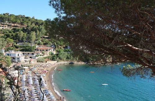 Morcone Apartment | Lovely apartment for 2 guests with WIFI, terrace, pets allowed and parking