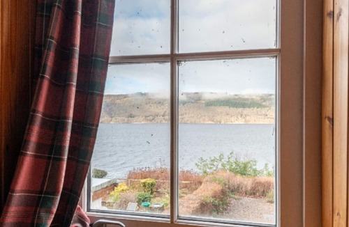 Inverfarigaig Cottage | Lovely foresters cottage, amazing Loch Ness views, private beach, pets welcome
