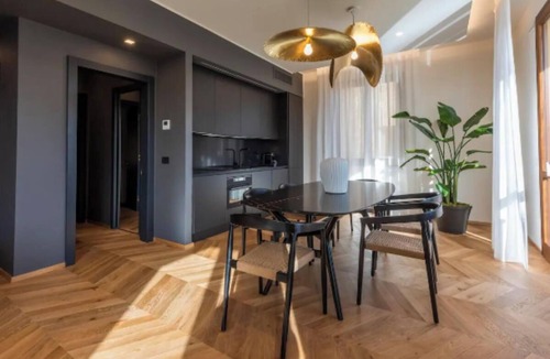 Santa Maria Novella Apartment | Luxurious Apartment in the Heart of Historic Florencen