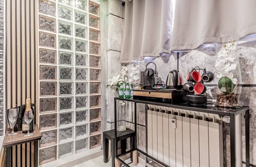 Quartiere XVII Trieste Apartment | Luxurious one bedroom apartment - The spa Suite