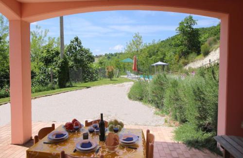 Acqualagna Villa | Luxurious Villa in Acqualagna with Swimming Pool