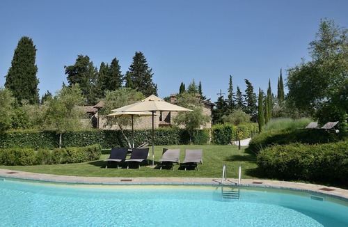 Radda in Chianti House | Luxury 1 Villa Apartment In Heart Of Chianti W/optional Vespa Scooters