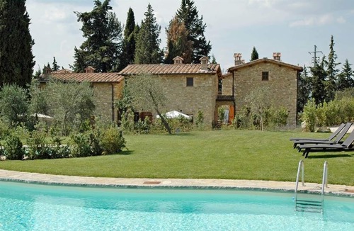 Radda in Chianti House | Luxury 1 Villa Apartment In Heart Of Chianti W/optional Vespa Scooters
