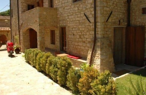 Radda in Chianti House | Luxury 1 Villa Apartment In Heart Of Chianti W/optional Vespa Scooters