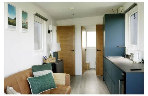Ballycastle House | Luxury 2 Bedroom Glamping Pod with Hot Tub at Aganmore Farm Glamping - Pod 2