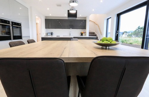 Broadford House | Luxury 3 bed/4 bath home in Broadford, Isle of Skye