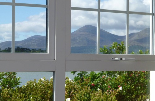 Newcastle Apartment | Luxury Apartment with Spectacular Mountain and Sea Views, The Quay, Dundrum