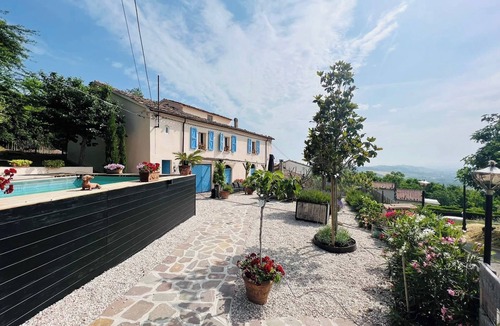 Montescudo-Monte Colombo Villa | Luxury authentic private villa with private swimming pool