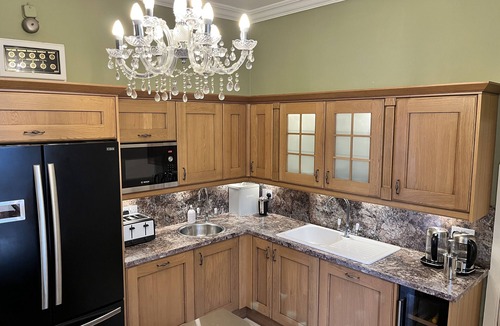 Murthly House | Luxury House in Perthshire-5 bedrooms all en-suite