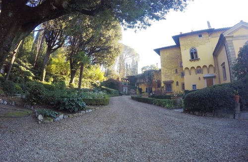 Florence Apartment | Luxury: in historical villa in the hills around Florence