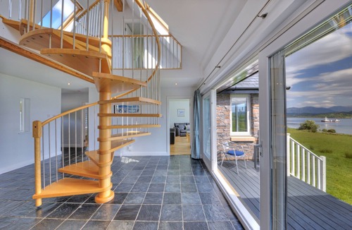 Benderloch House | Luxury,large waterfront property with outdoor hot tub on shore of Scottish Loch.
