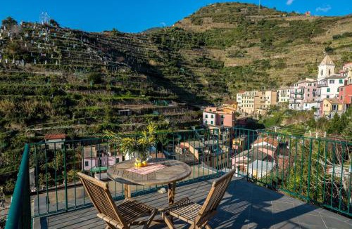 Manarola Apartment | Luxury Seaview Apartments Manarola by Arbaspàa