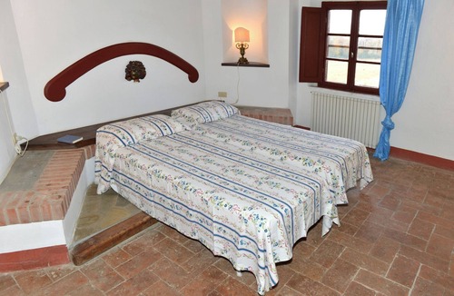 Collesalvetti Other | Magnificent and large apartment in the Tuscan countryside