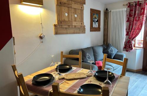 Cogne Apartment | Maison Rongier Mountain apartment COGNE Centro