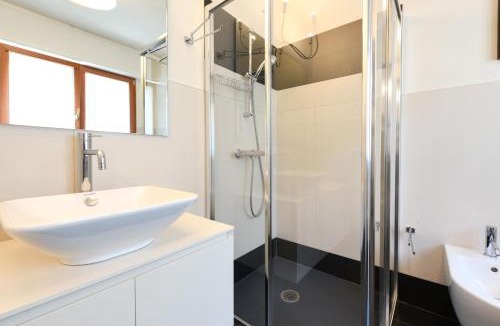 Porto Villa | Maison Sabina con splendida vista lago ed idromassaggio