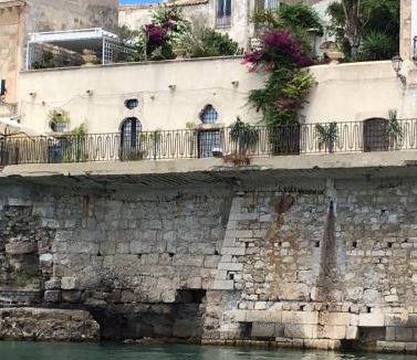 Ortigia Apartment | Maniace Suites