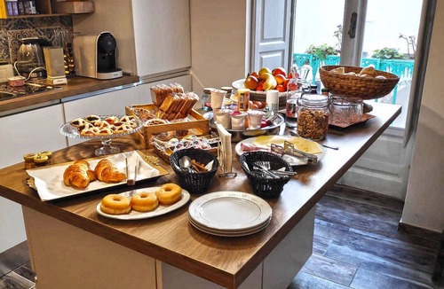 Gaeta Bed & Breakfast | Mariasofia Master Suite with private bathroom