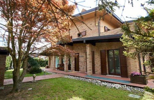 Barlassina Villa | [Milan-Como Lake-Rho Fiera] Luxury Design Villa