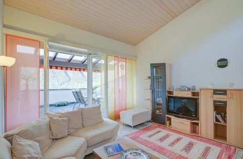 Morcote Apartment | Miralago Lakeview Morcote With Pool - Happy Rentals