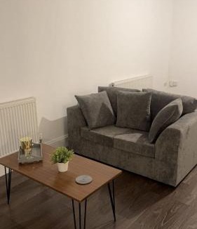 Hillrise Apartment | Modern 2 Bed Flat Crouch Hill N19