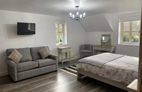 Newry House | Mountain View Retreat in Rostrevor With hot Tub