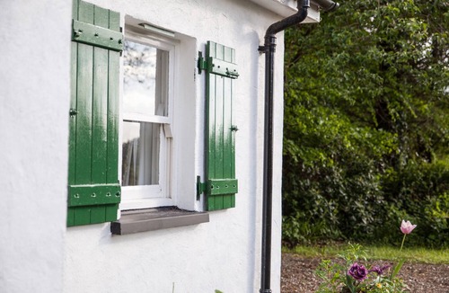 Gortin Cottage | MR MCGREGORS' COTTAGE, pet friendly, with open fire in Gortin