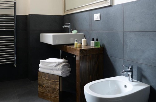 Como Apartment | MyHomeInComo - Art Design Suites