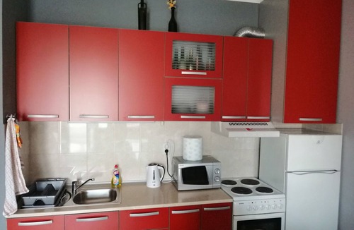 Sremski Karlovci Apartment | New and quiet apartment in quiet street. Great location near city centar. Spacey
