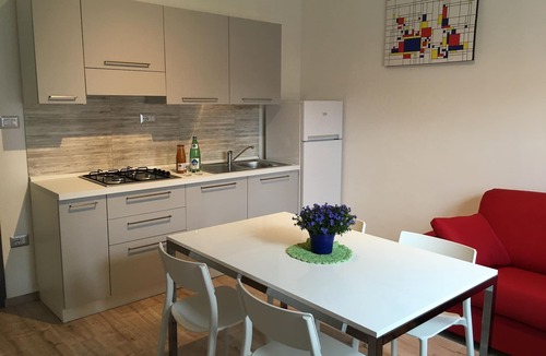Peschiera del Garda Apartment | NEW Francesco apartment, Peschiera del Garda in quiet and central area