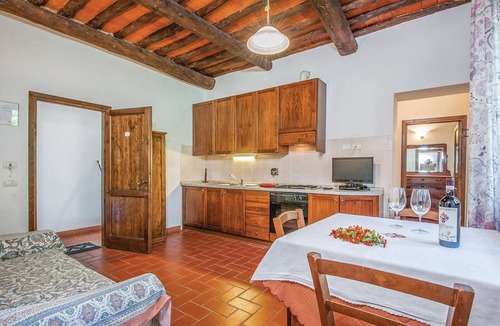 Greve in Chianti Apartment | Nice apartment in Greve In Chianti FI