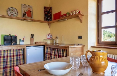 Cortemilia Apartment | Nice apartment for 18 guests with pool, WIFI, patio and pets allowed