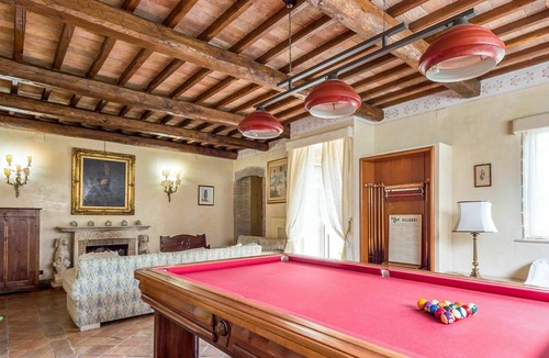 Rocca di Papa Villa | Nice apartment in villa for 9 guests with A/C, private pool, WIFI, TV, patio and parking
