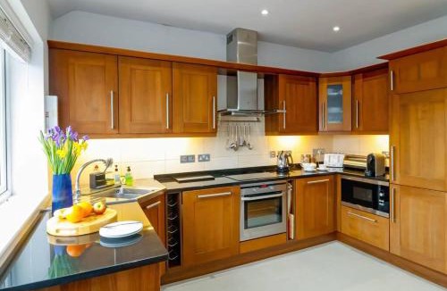 Port Isaac House | Number 9, Port Isaac Bay Holidays
