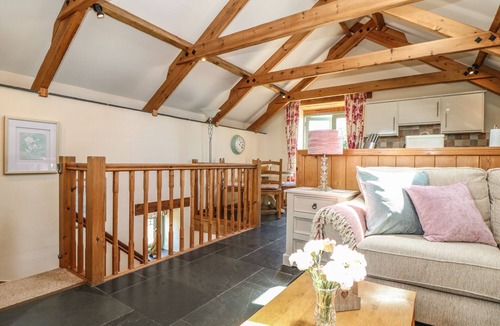 Grampound Cottage | OAK COTTAGE, family friendly, with a garden in Tregony