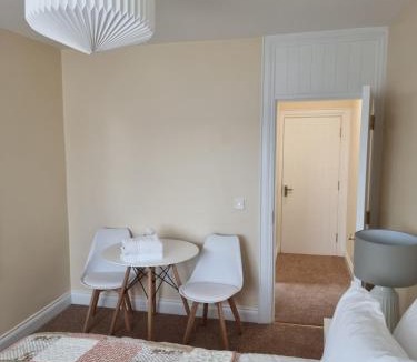 Bogside House | Oak Leaf Suite