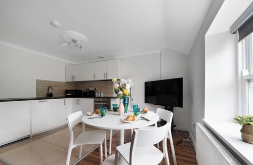 Bunhill Apartment | Old Street Apartment by MoreThanStays | 3rd Floor